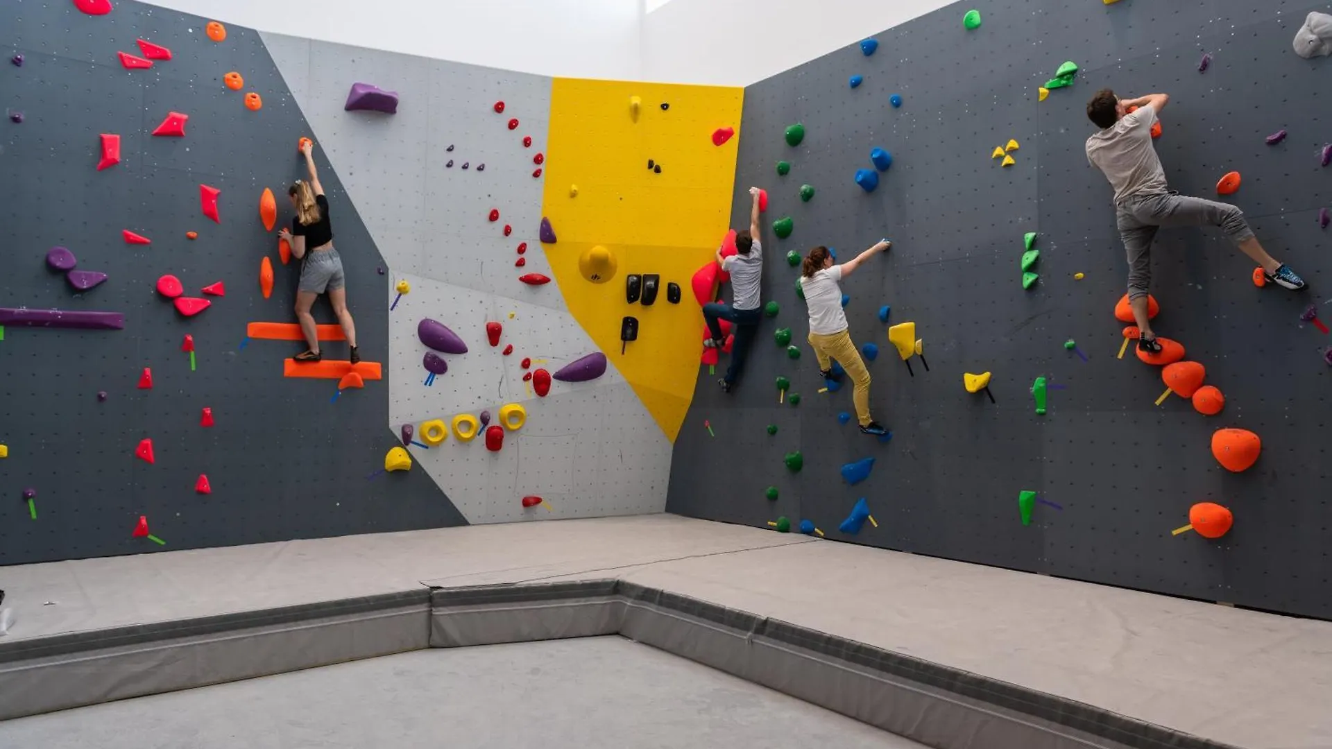 Ucpa Sport Station *