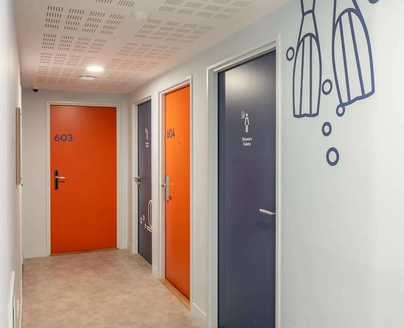 Hostel Ucpa Sport Station